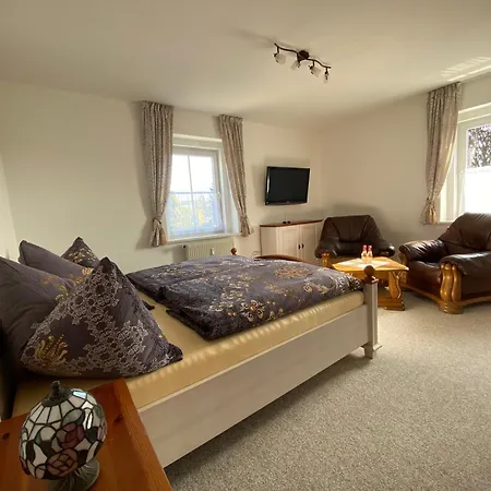 Ferienwohnung-hainberg Apartment Ebersbach-Neugersdorf