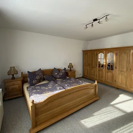 Ferienwohnung-hainberg * Ebersbach-Neugersdorf